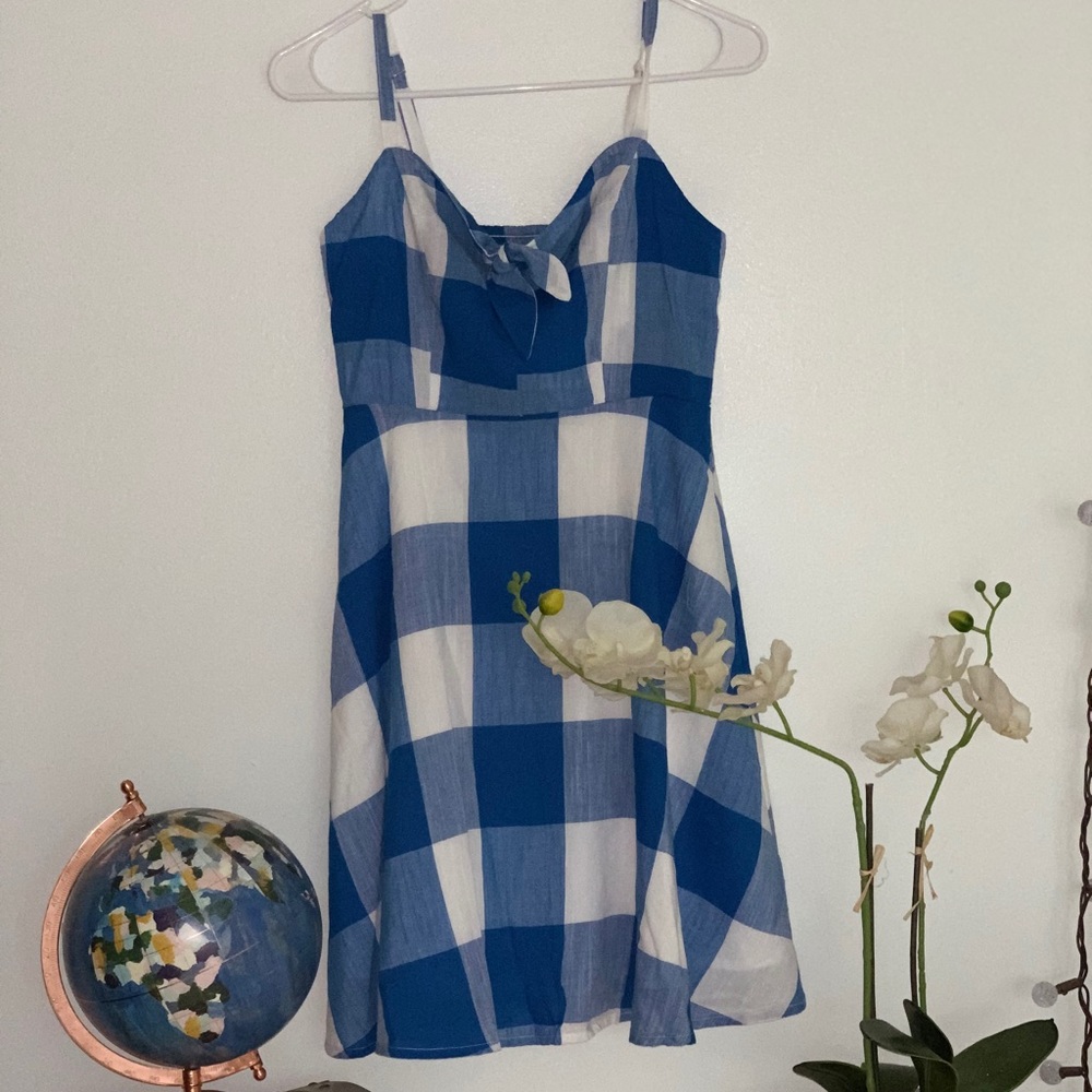 Old Navy Dress (size XS)